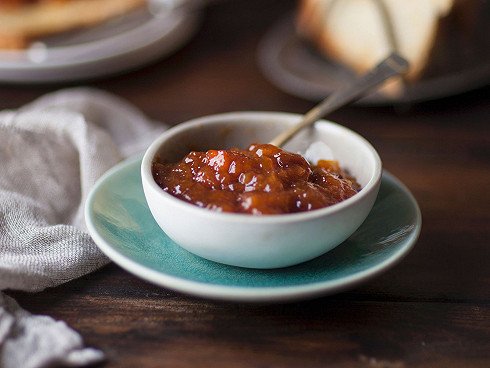 Confiture de pêches aux épices